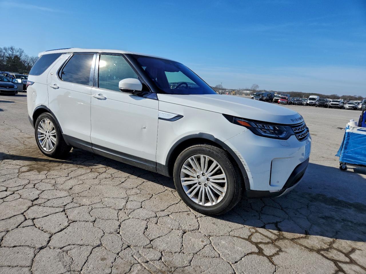 Land Rover Discovery Hse Luxury Image 3