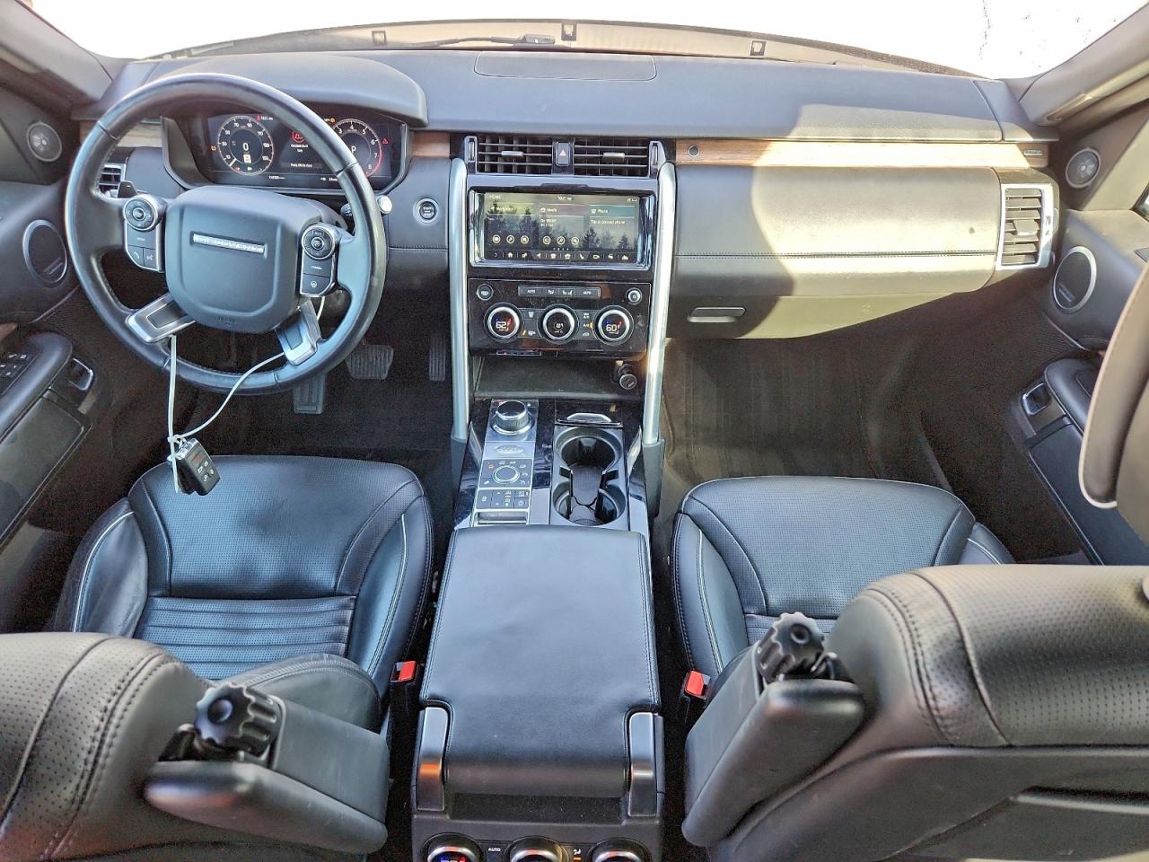 Land Rover Discovery Hse Luxury Image 7