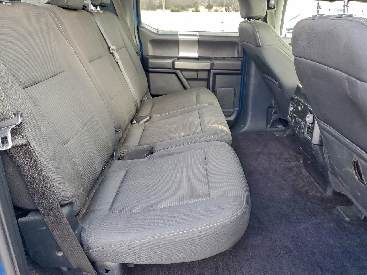 Ford F-150 Supercrew Image 8