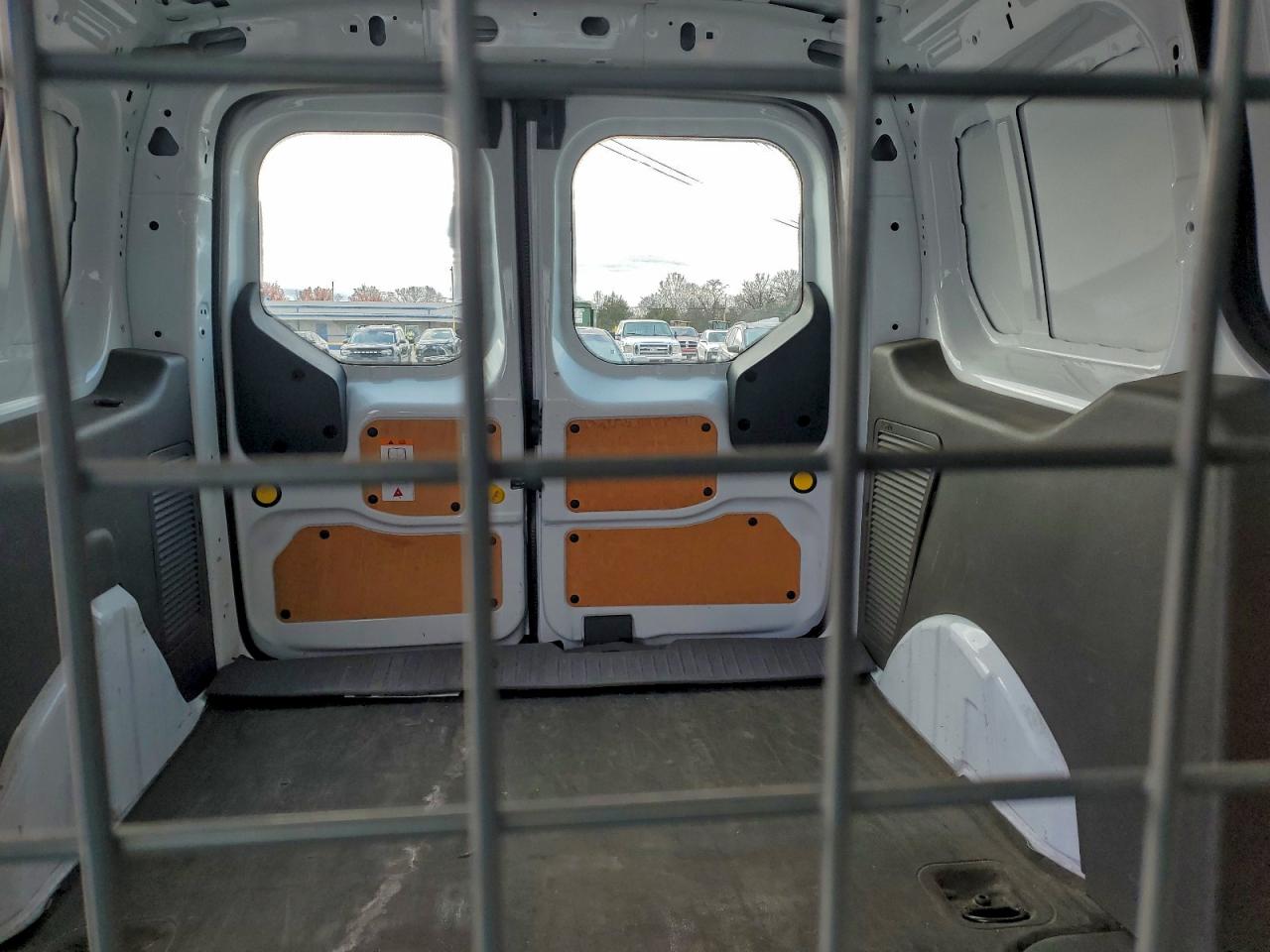 Ford Transit Xl Image 8