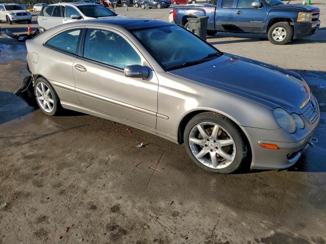 Mercedes-Benz C-Class 320 Sport Coupe Image 3