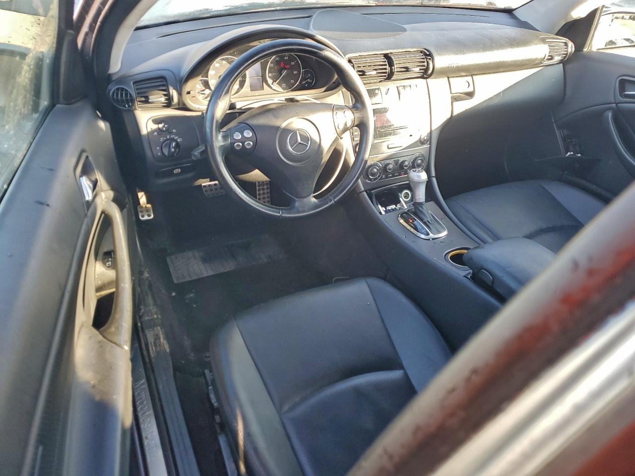 Mercedes-Benz C-Class 320 Sport Coupe Image 8