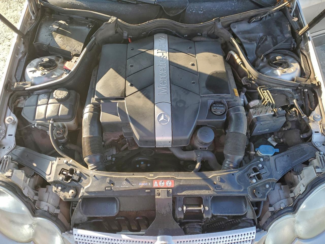 Mercedes-Benz C-Class 320 Sport Coupe Image 11