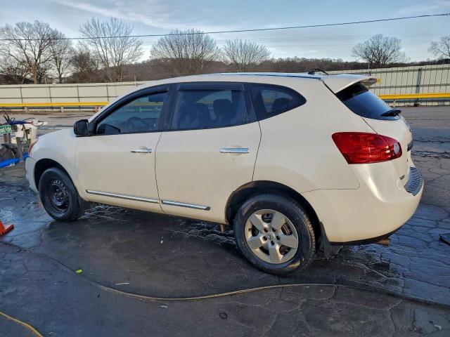 Nissan Rogue S Image 4