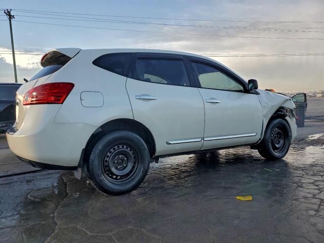 Nissan Rogue S Image 2