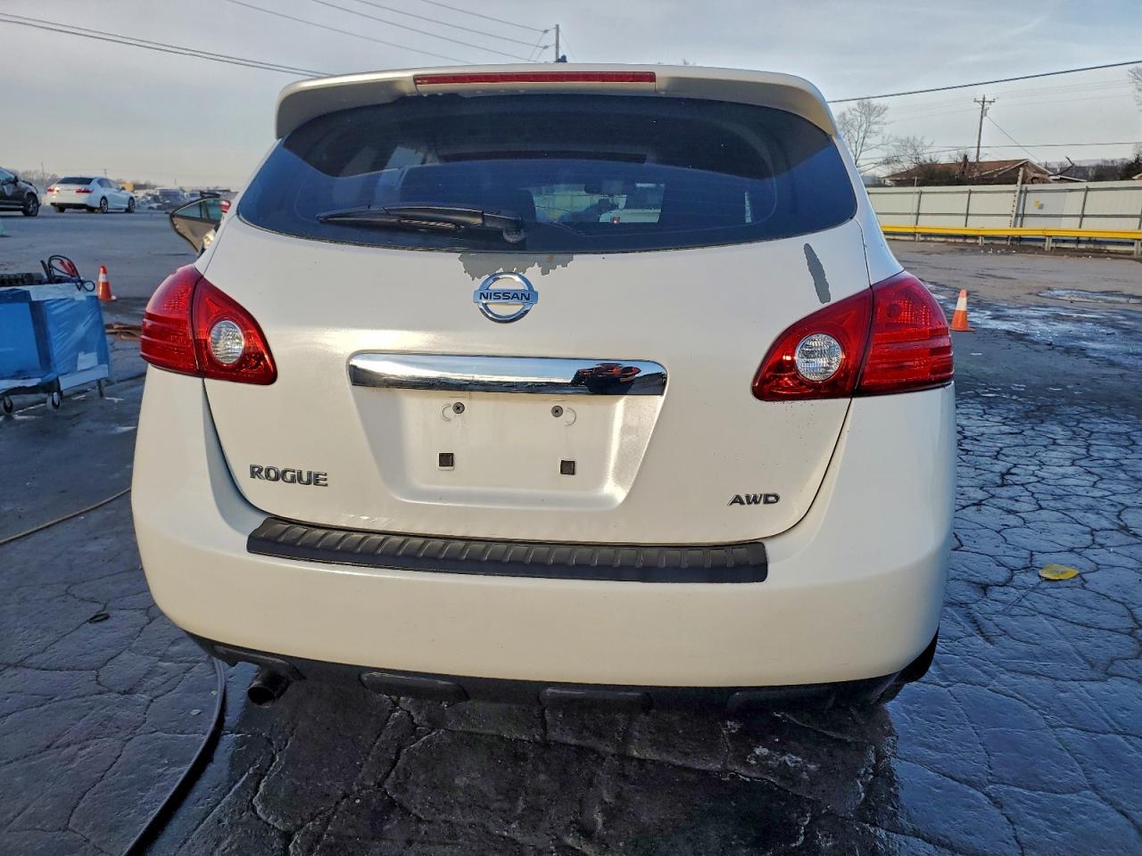 Nissan Rogue S Image 14