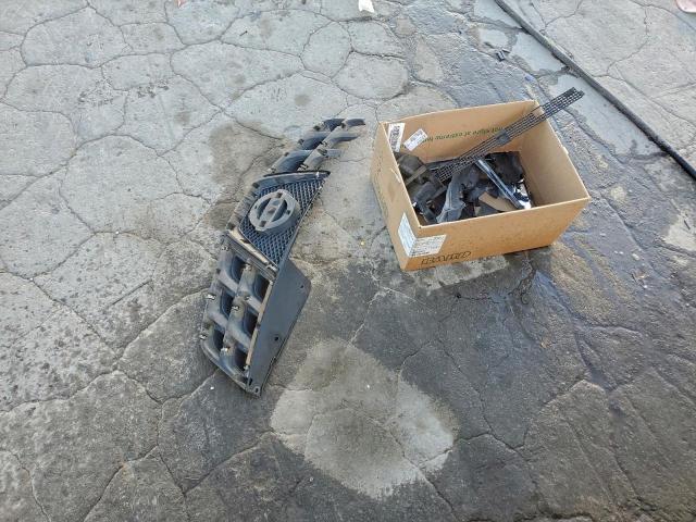 Nissan Rogue S Image 13