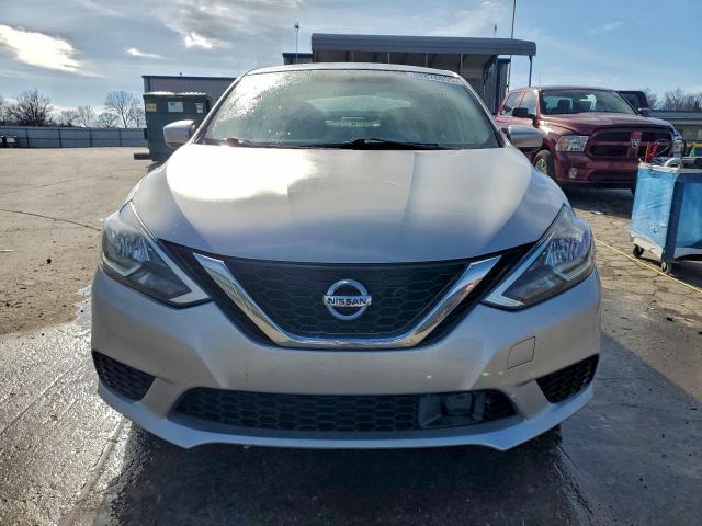 Nissan Sentra S Image 2