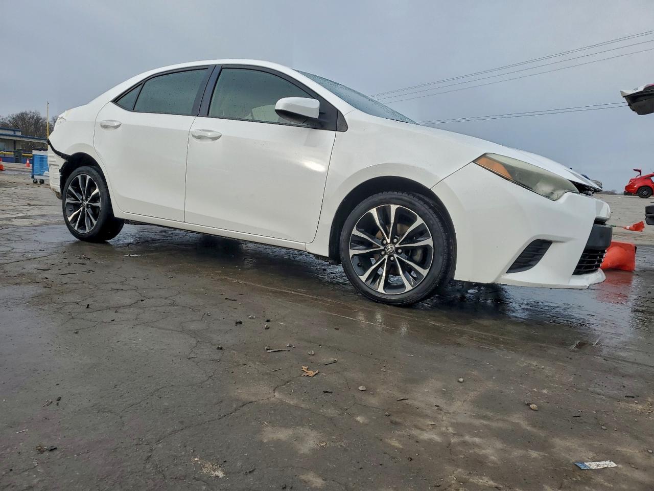 Toyota Corolla L Image 6