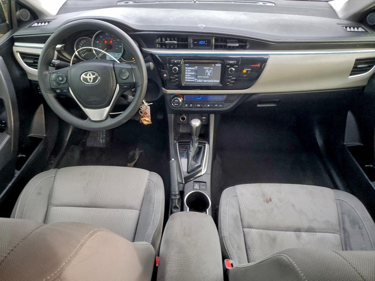 Toyota Corolla L Image 11