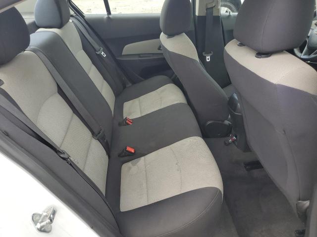 Chevrolet Cruze Ls Image 8