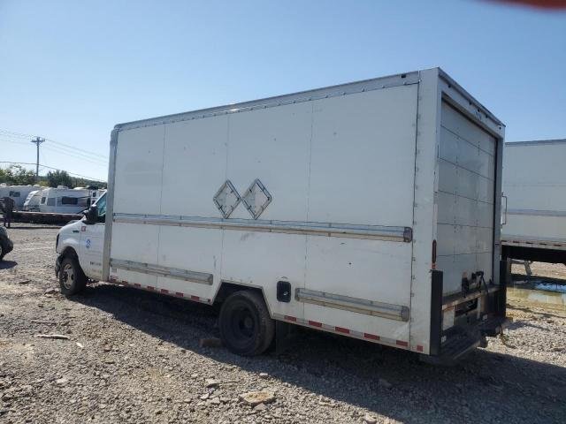 Ford Econoline E350 Super Duty Cutaway Van Image 9