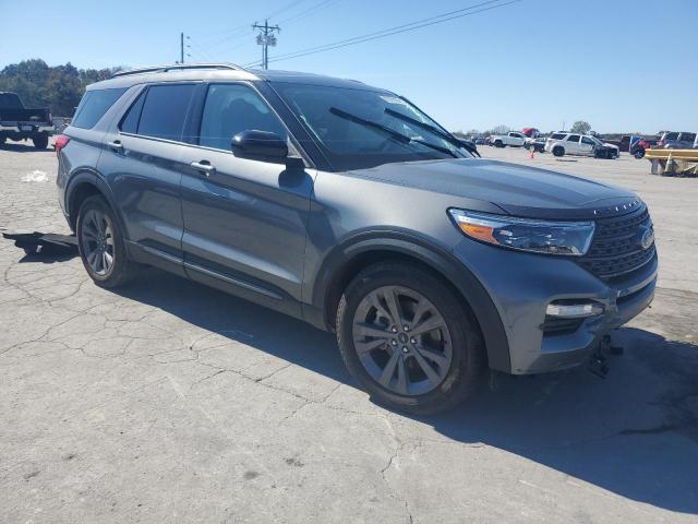 Ford Explorer Xlt Image 6