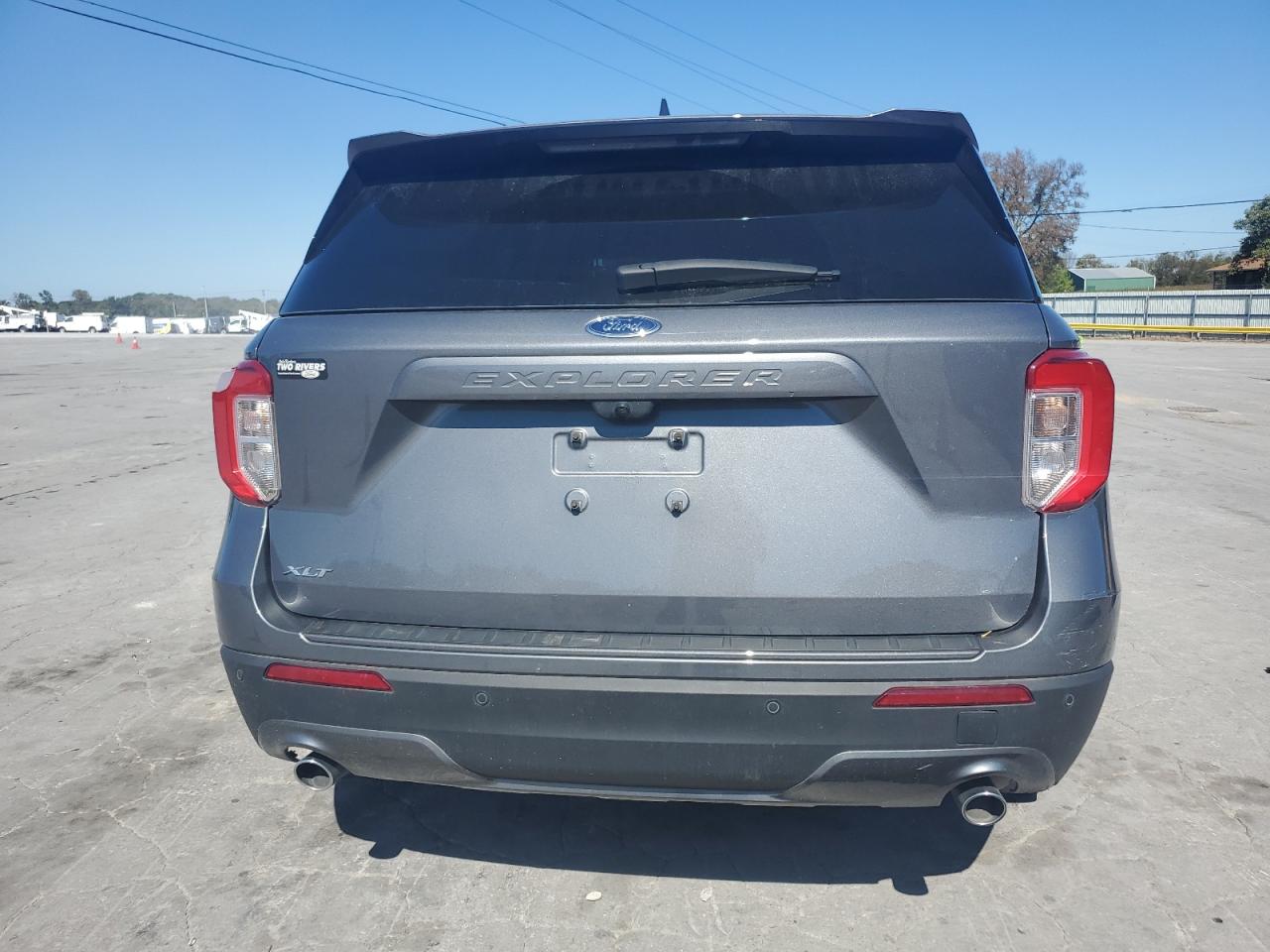Ford Explorer Xlt Image 7