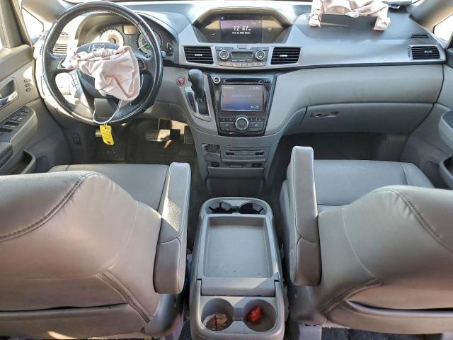 Honda Odyssey Touring Image 5