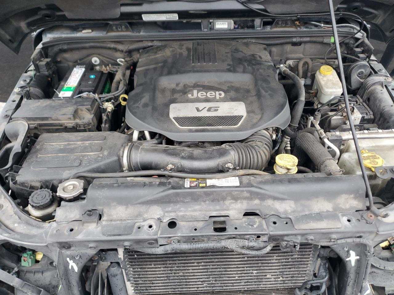 Jeep Wrangler Rubicon Image 13