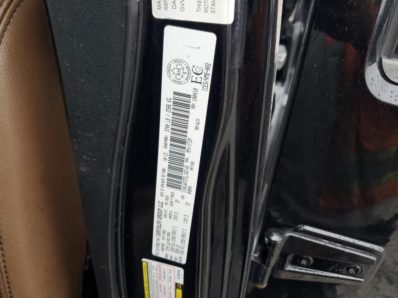 Jeep Wrangler Rubicon Image 14