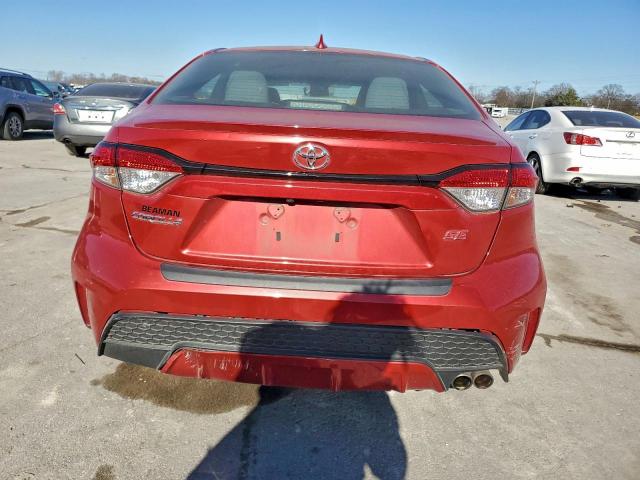 Toyota Corolla Se Image 11