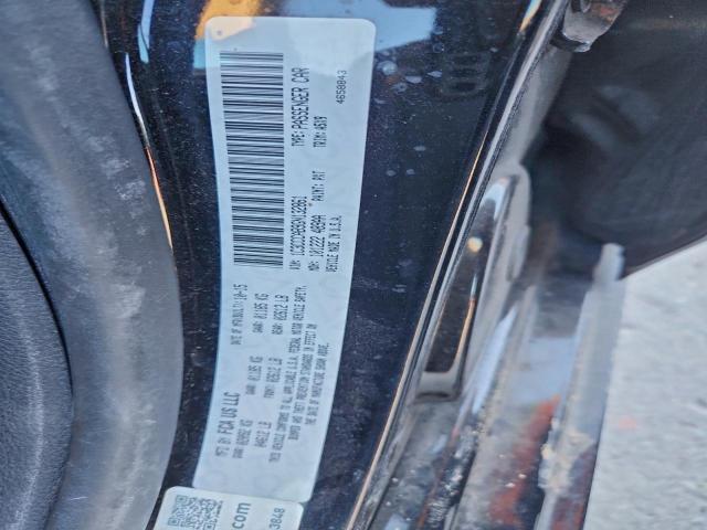 Chrysler 200 Limited Image 7