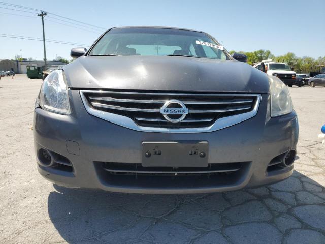Nissan Altima Base Image 12