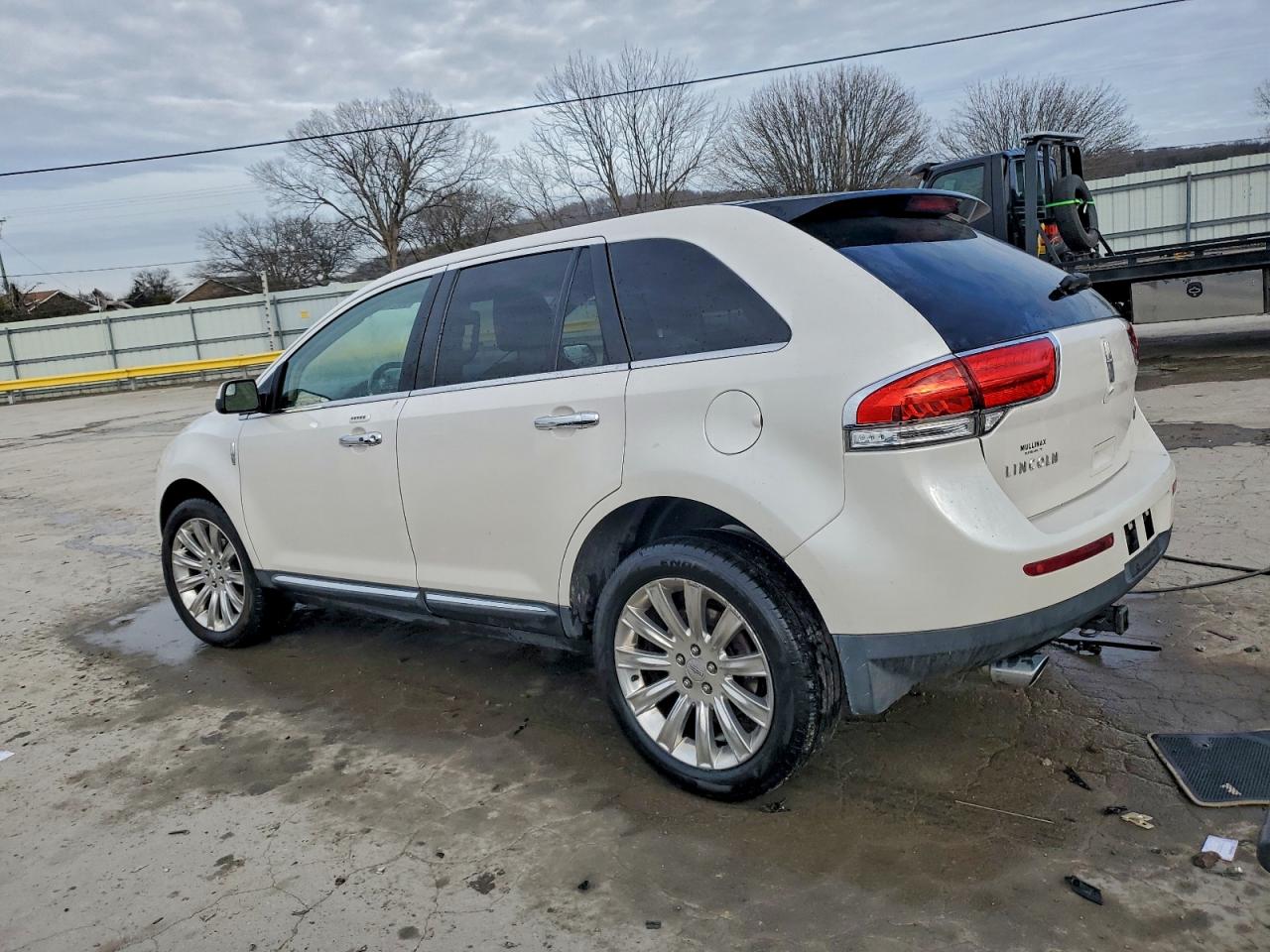 Lincoln MKX Image 11