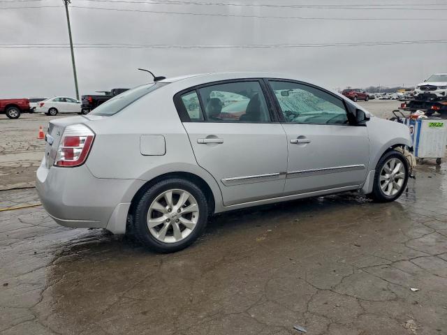 Nissan Sentra 2.0 Image 2