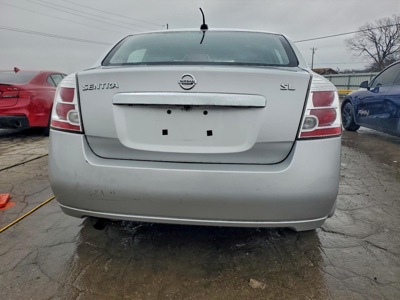 Nissan Sentra 2.0 Image 11