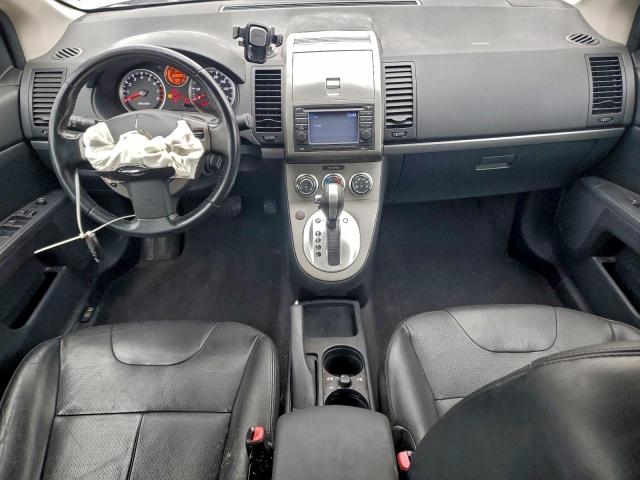 Nissan Sentra 2.0 Image 6