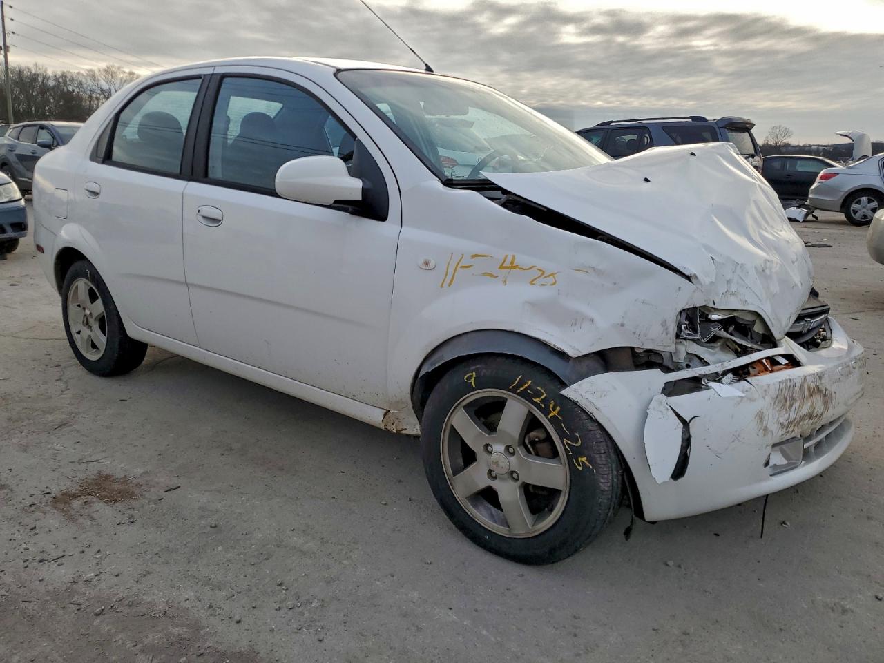 Chevrolet Aveo Lt Image 7