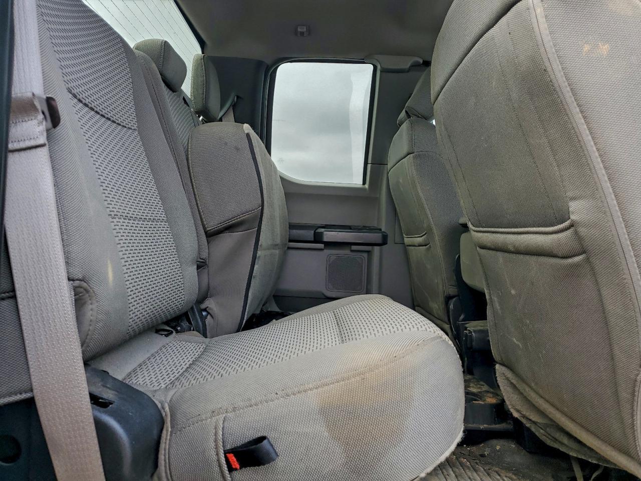 Ford F-250 Super Duty Image 10