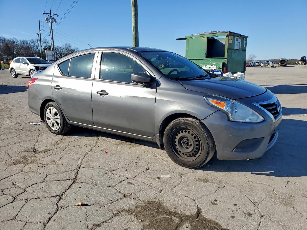 Nissan Versa S Image 7