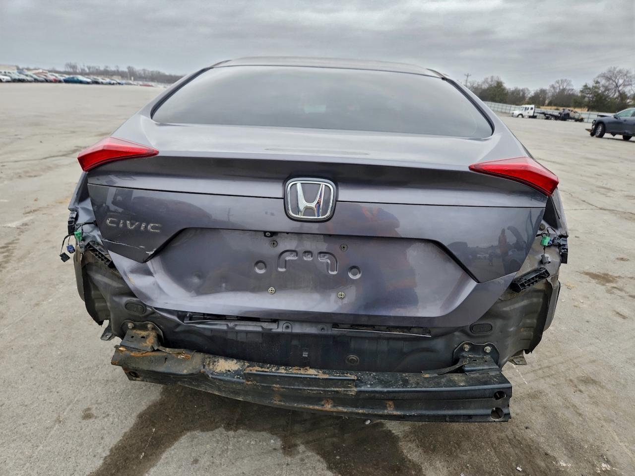 Honda Civic Lx Image 8