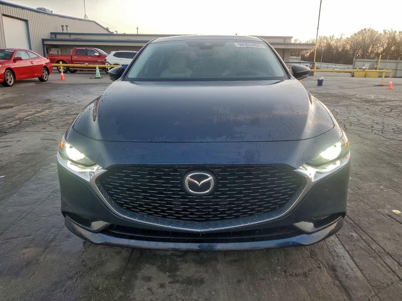 Mazda 3 Premium Image 13