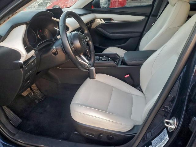 Mazda 3 Premium Image 6