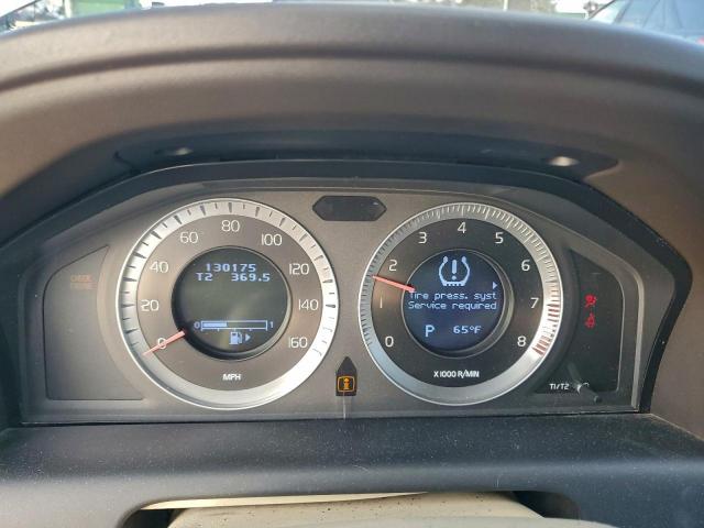 Volvo XC60 T6 Image 2