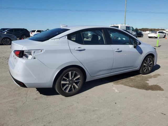 Nissan Versa Sv Image 12