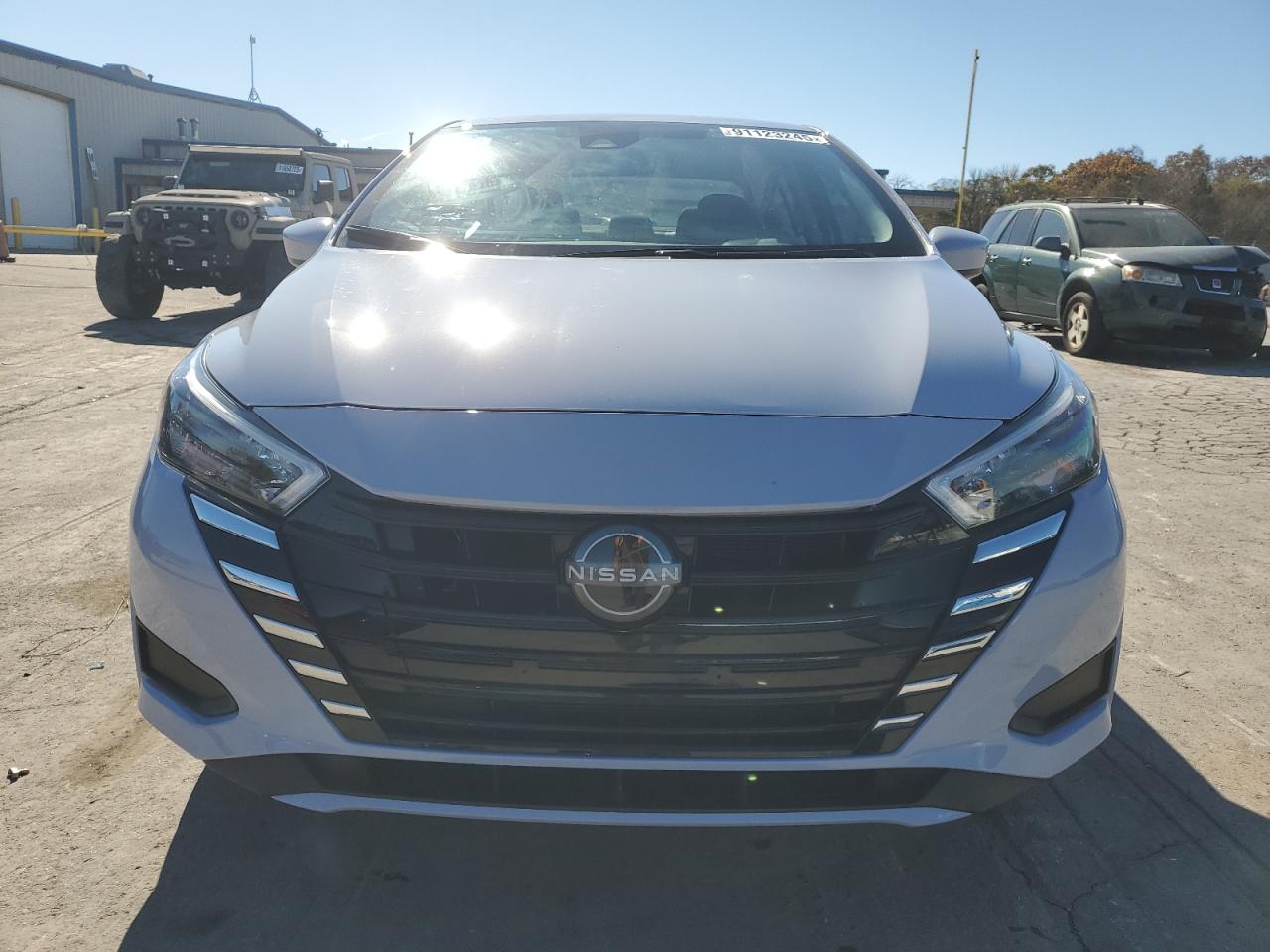 Nissan Versa Sv Image 4