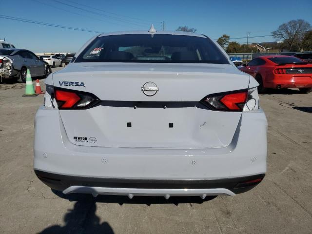 Nissan Versa Sv Image 3