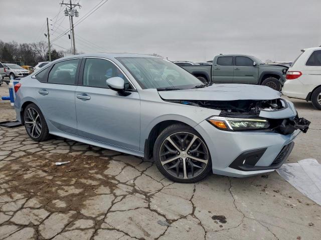 Honda Civic Touring Image 3