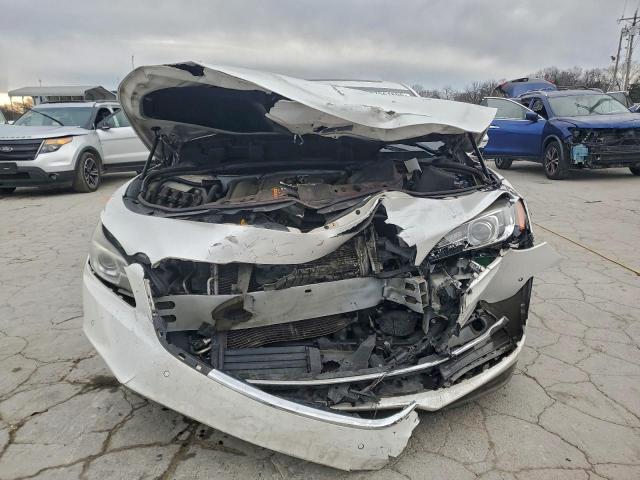 Buick LaCrosse Premium Image 7