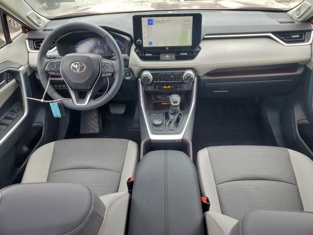 Toyota RAV4 Limited Image 6