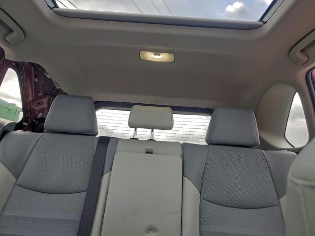 Toyota RAV4 Limited Image 5