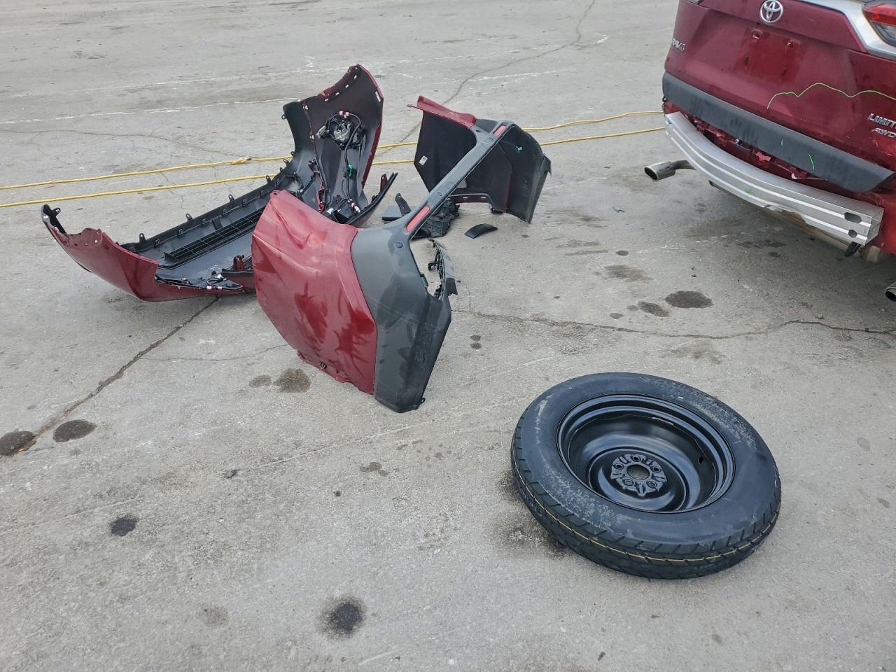 Toyota RAV4 Limited Image 11