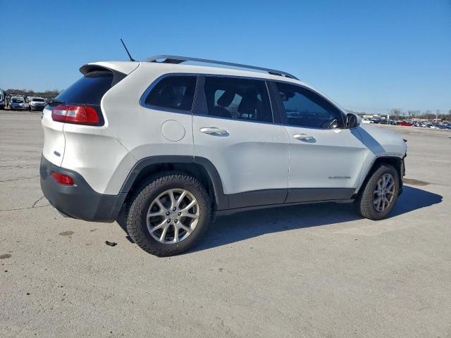Jeep Grand Cherokee Latitude Image 2
