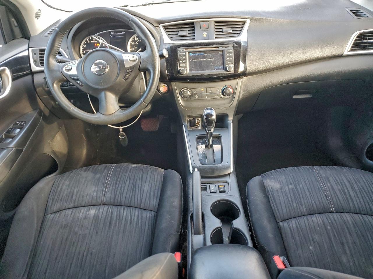 Nissan Sentra S Image 11