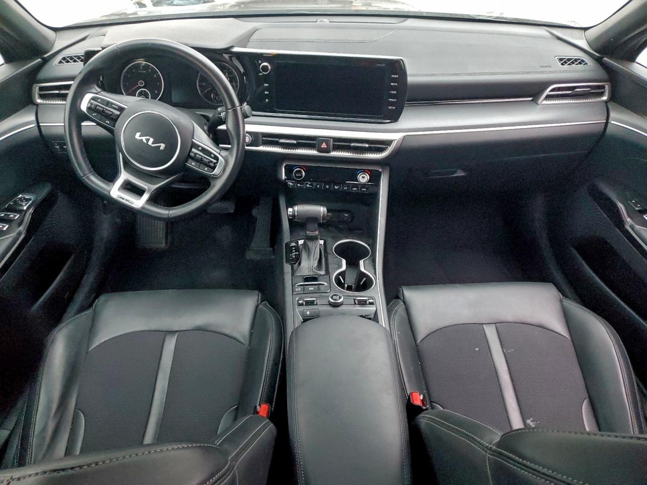 Kia K5 Gt Line Image 6