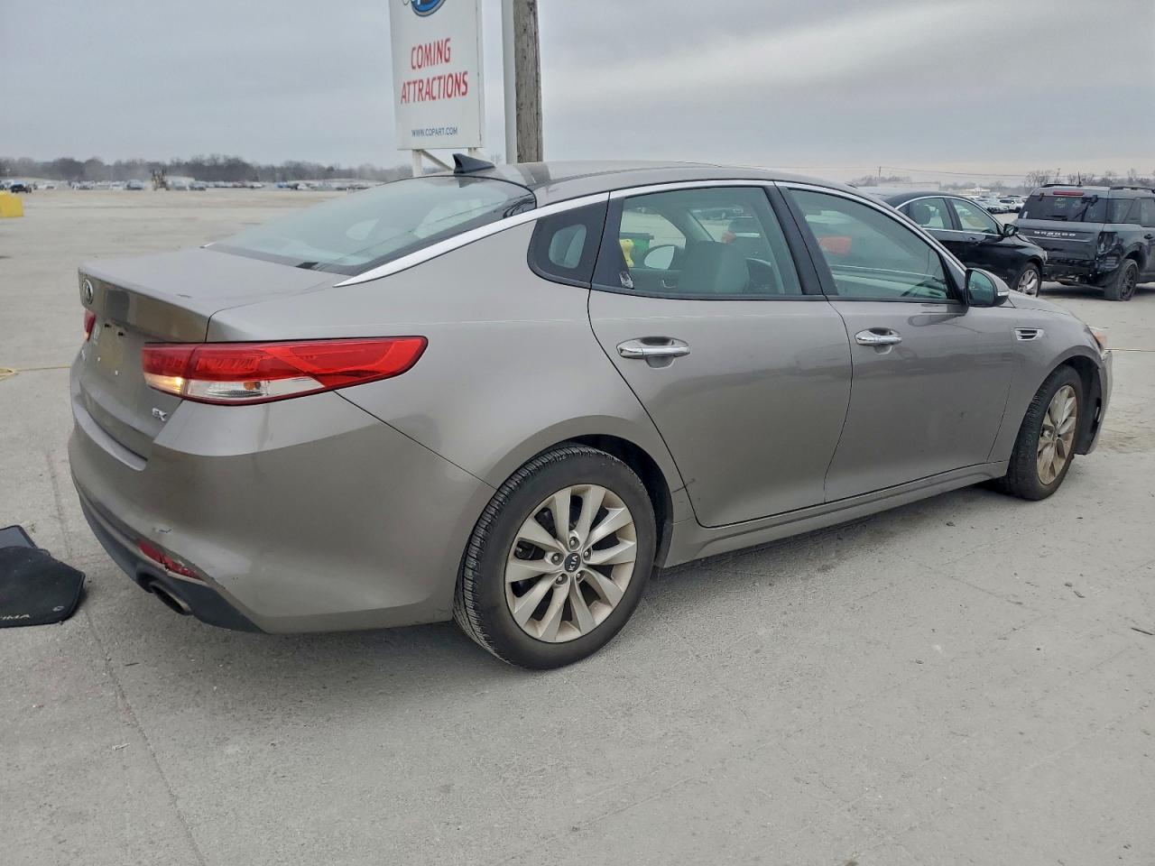 Kia Optima Ex Image 8