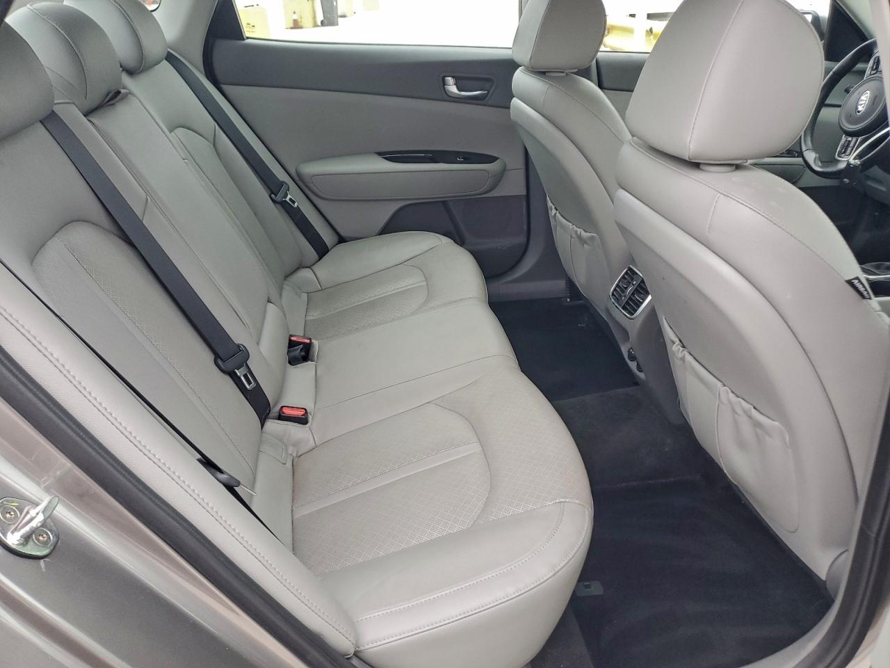 Kia Optima Ex Image 6