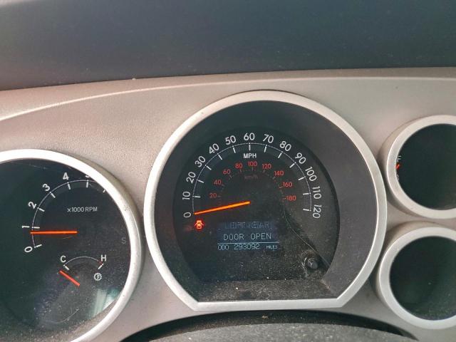 Toyota Tundra Crewmax Limited Image 8