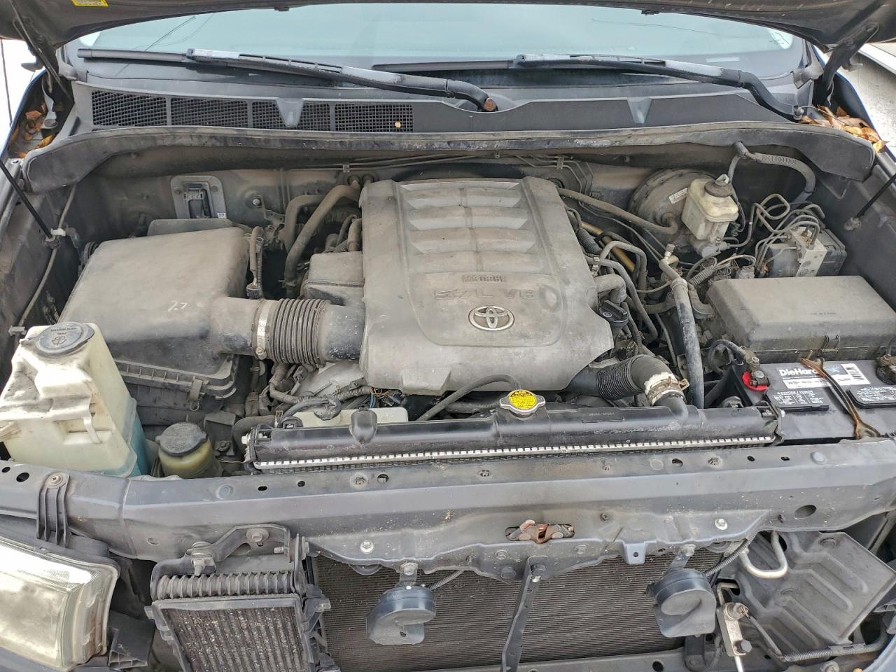 Toyota Tundra Crewmax Limited Image 12